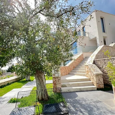 Le Reve Boutique Hotel