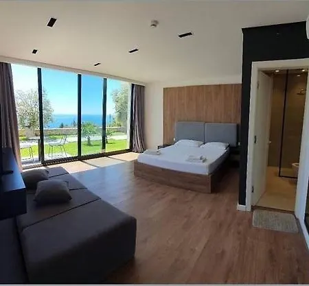 Le Reve Boutique Hotel 3*