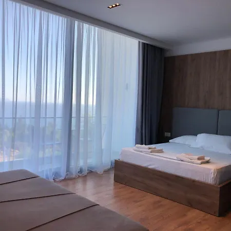 Le Reve Boutique Hotel 3*